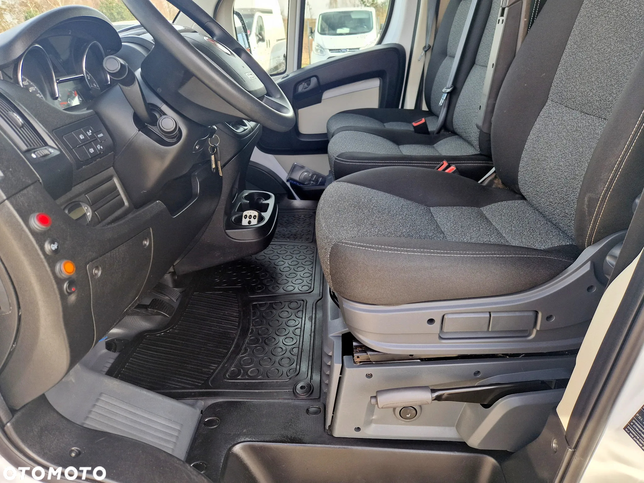 Fiat DUCATO 2,3 MJT 180 KONNY KONTENER 4,2M WINDA KLIMA WEBASTO KAMERA MAXI 16 KOŁA - 11