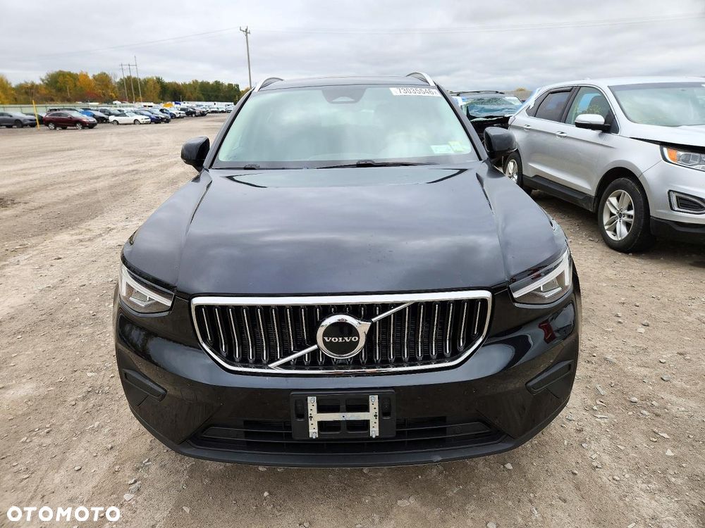 Volvo XC 40 - 6