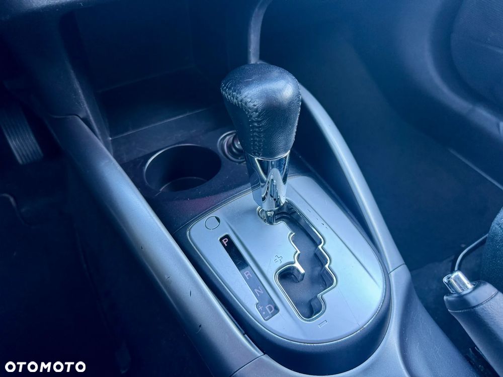 Mitsubishi Outlander 2.4 4WD CVT Instyle - 21