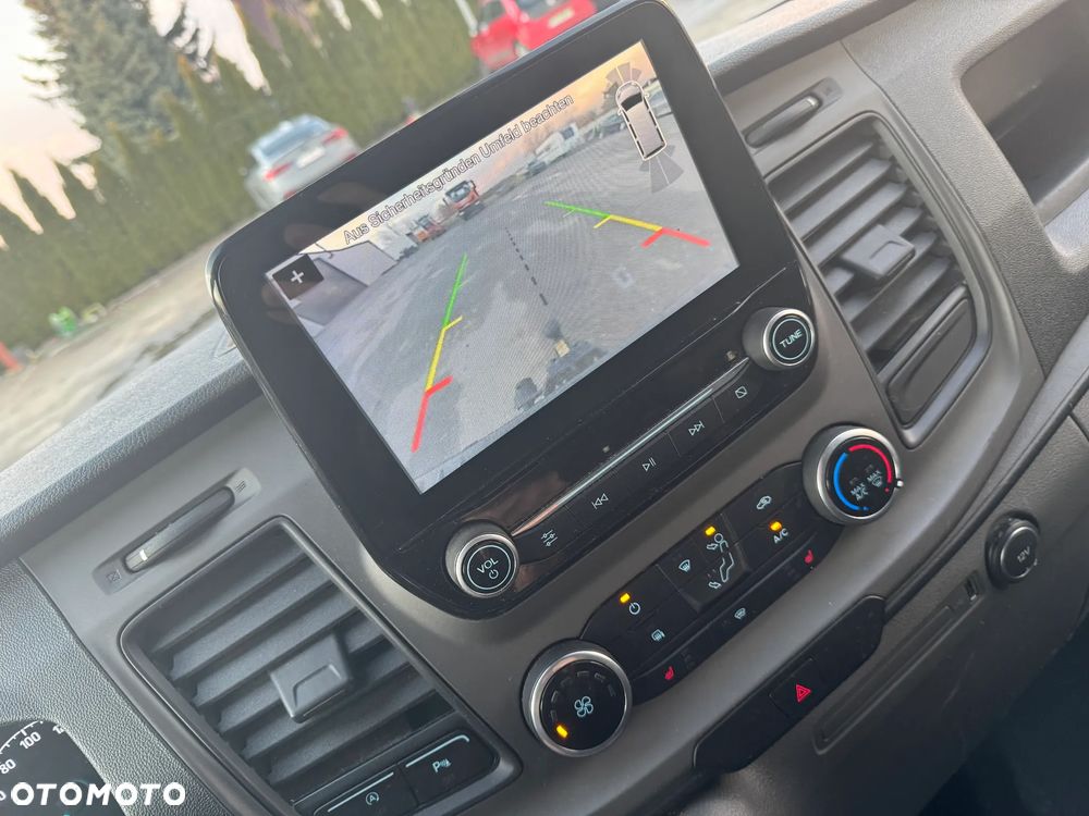 Ford TRANSIT CUSTOM LIFT - 12