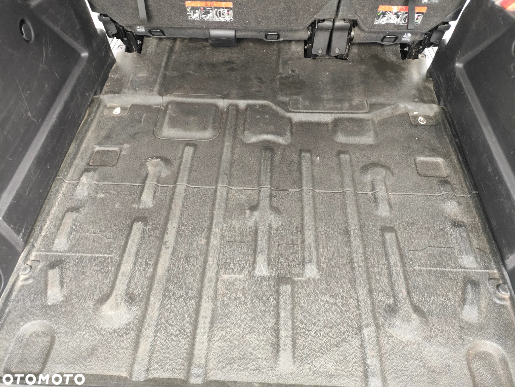 Ford Transit Connect - 17