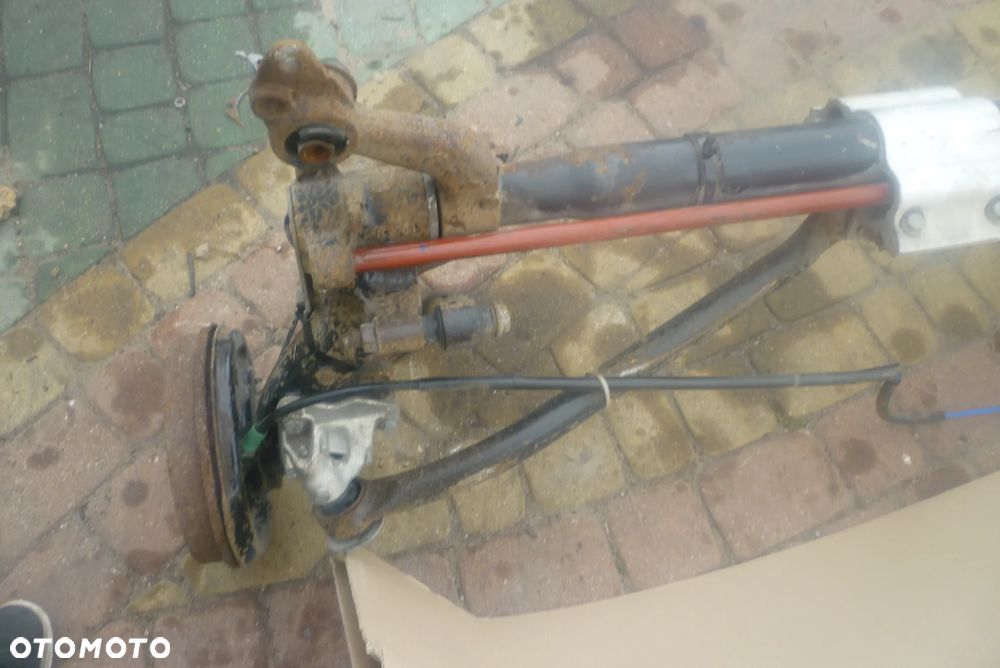 belka tył Peugeot 206 KOMBI ABS - 4