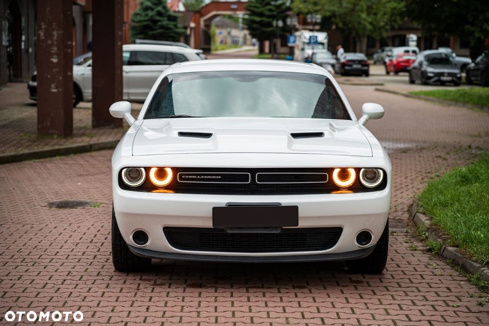 Dodge Challenger 3.6 SXT - 3