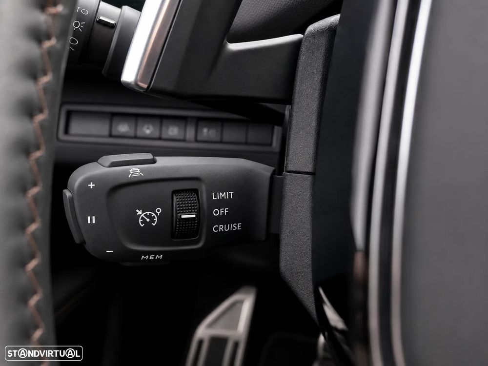 Peugeot 3008 1.6 Hybrid GT Line e-EAT8 - 11