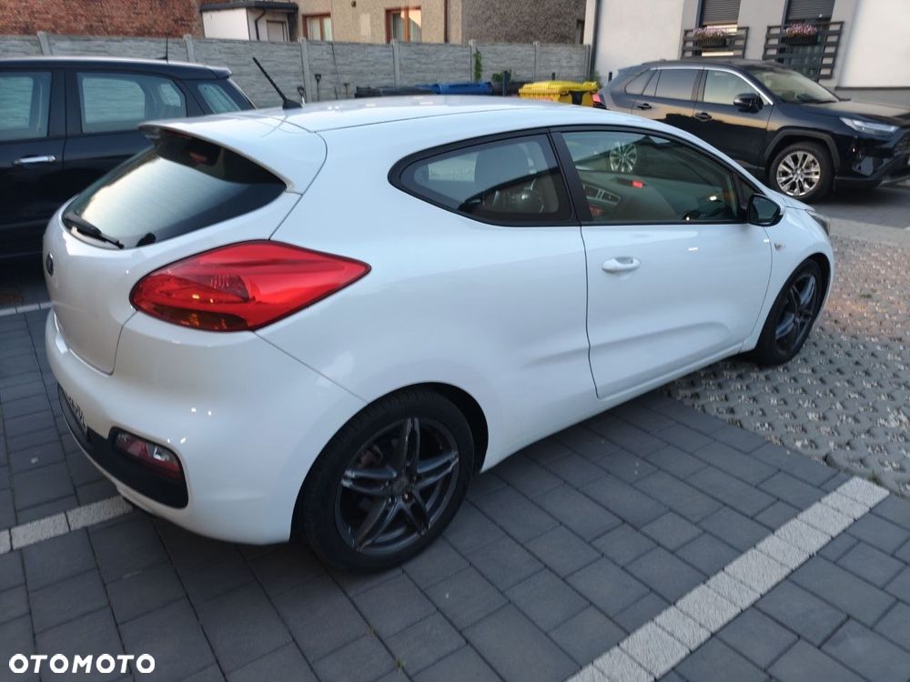 Kia ProCeed 1.4 XL - 21