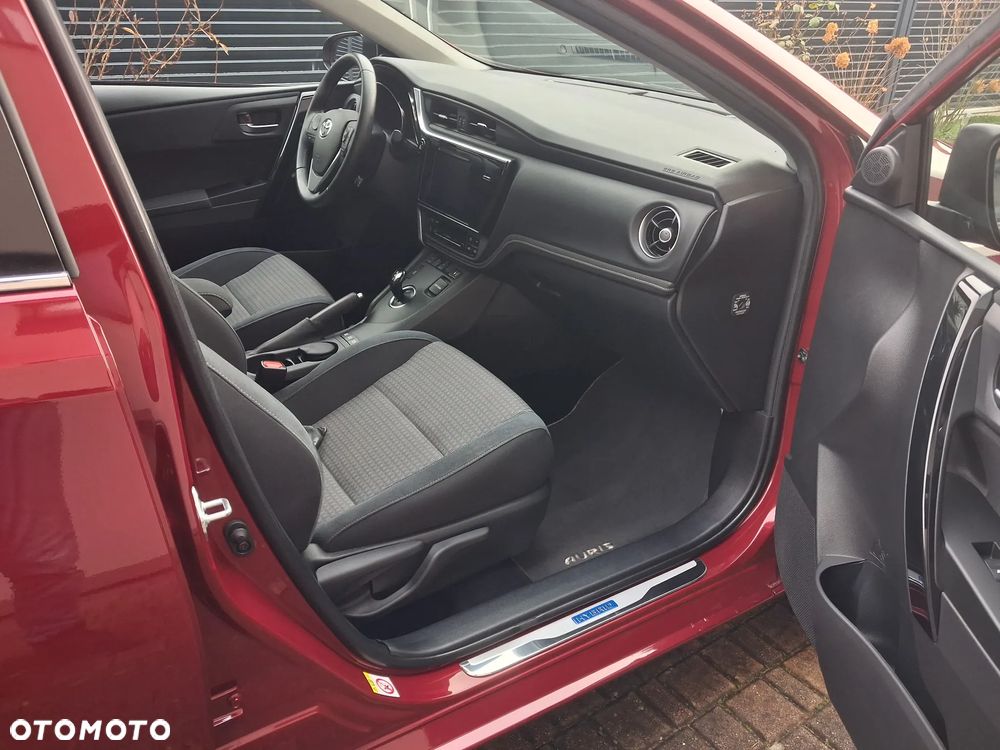 Toyota Auris 1.8 VVT-i Automatik Team Deutschland - 8