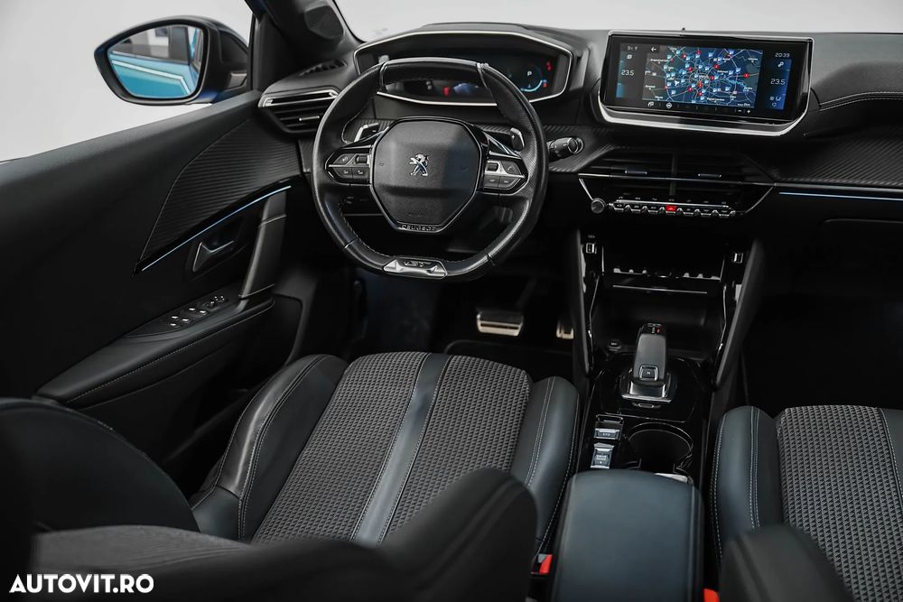 Peugeot 208 PureTech 130 EAT8 GT Pack - 6