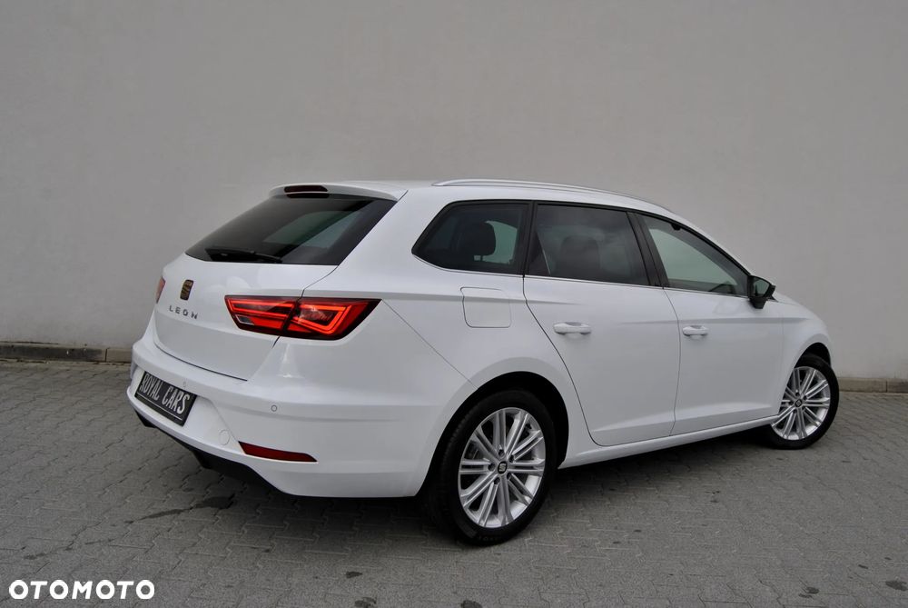 Seat Leon 2.0 TDI DPF Start&Stop DSG XCELLENCE - 10