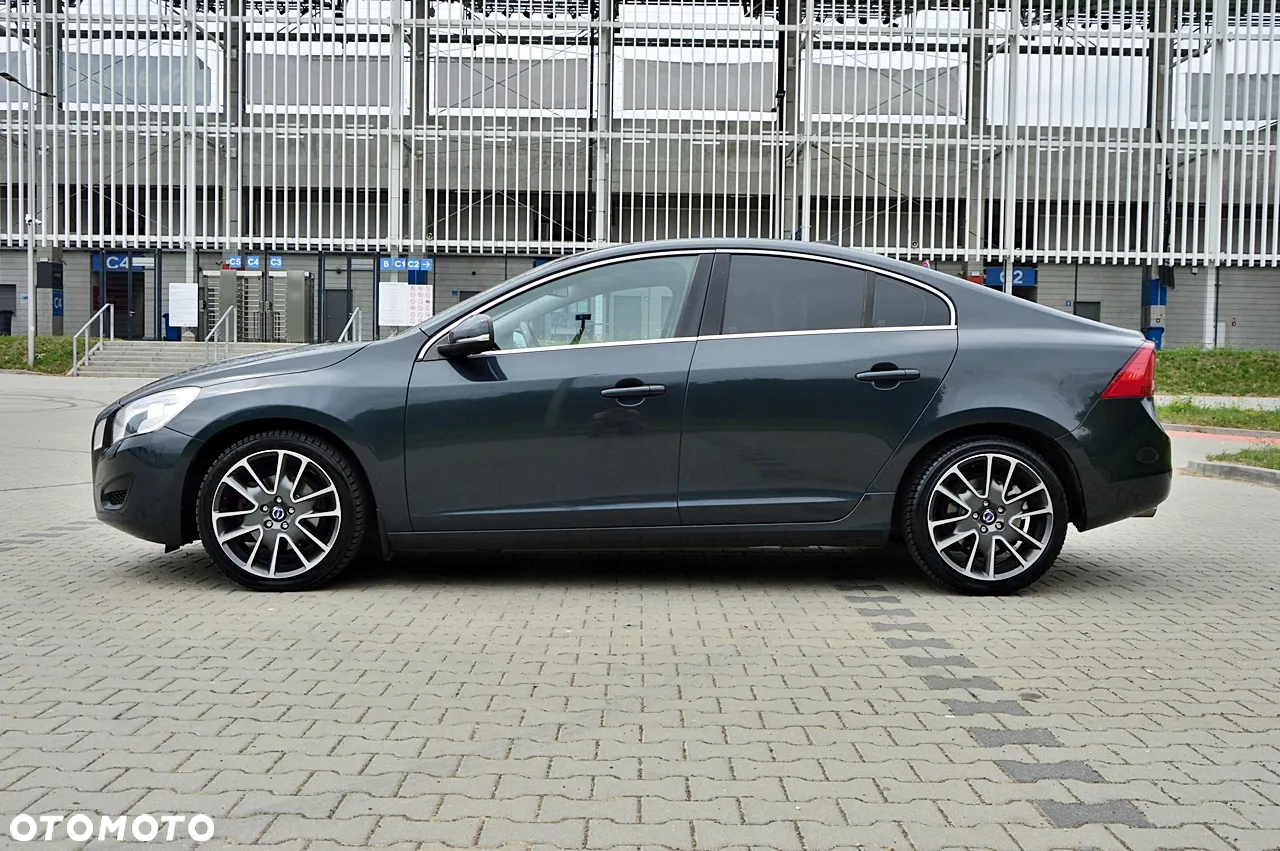 Volvo S60 D3 Momentum - 10