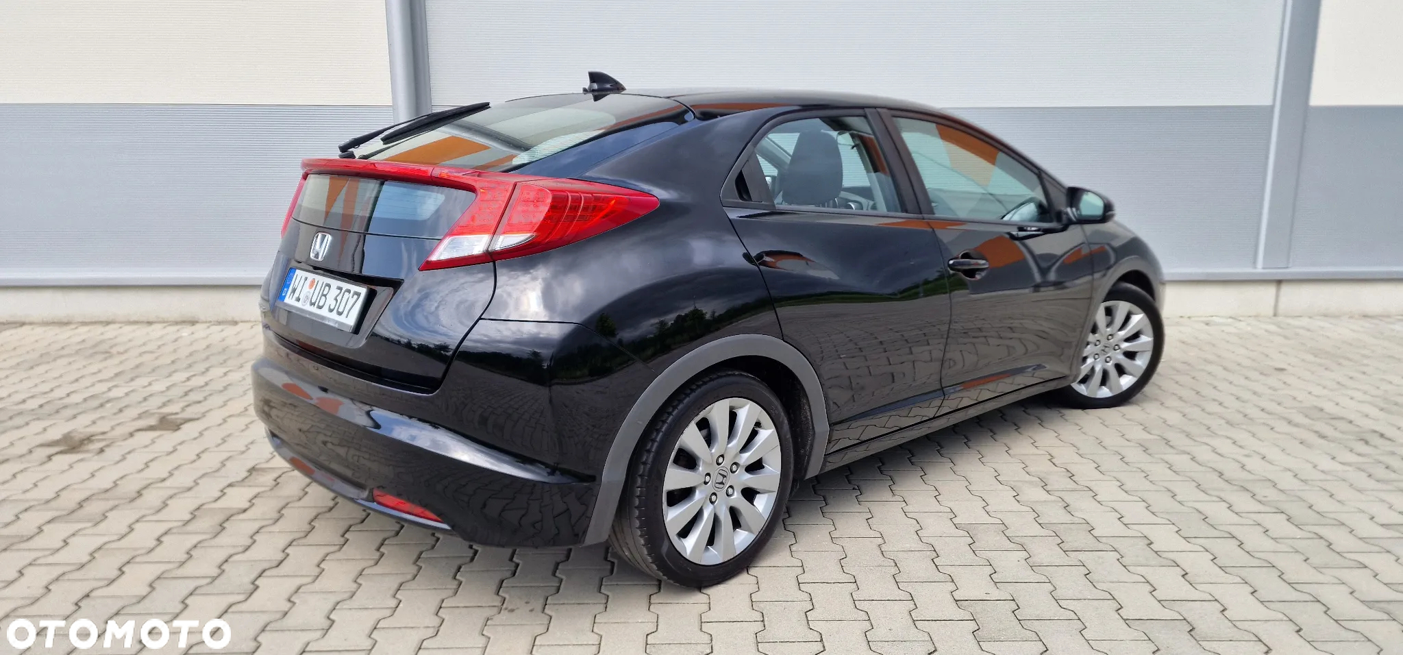 Honda Civic 1.8 Elegance - 3