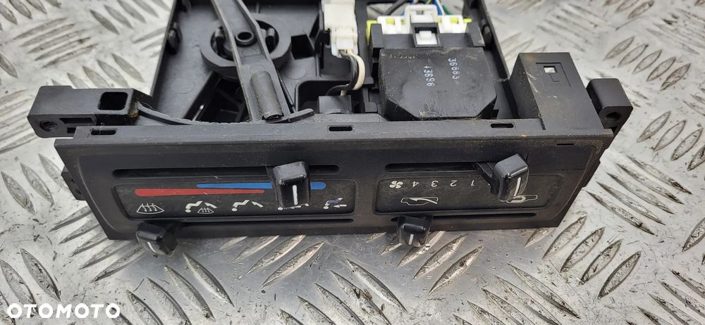 Nissan Terrano II Panel Nawiewu 80 - 5