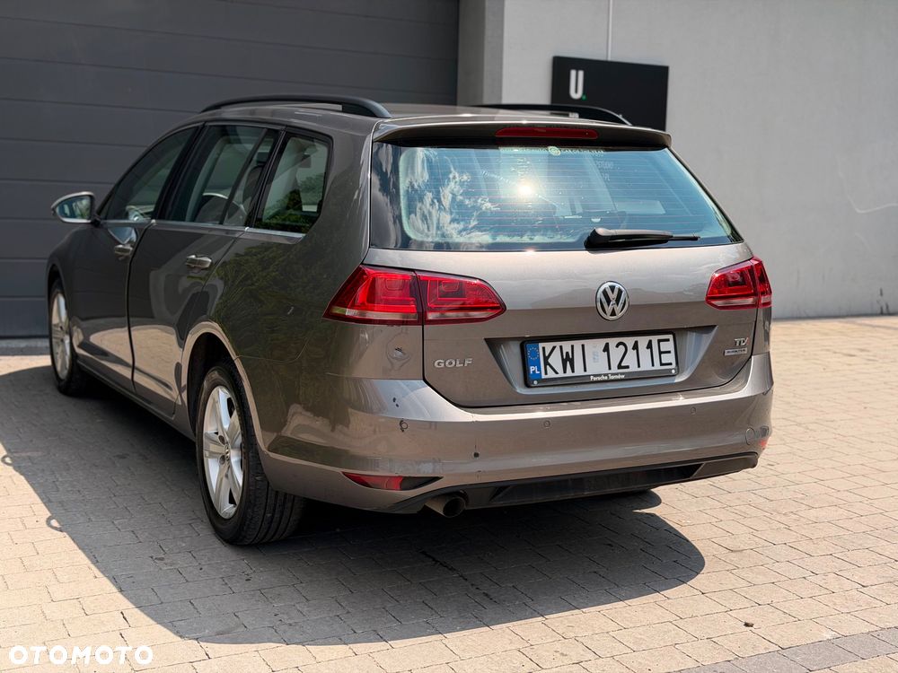 Volkswagen Golf 1.6 TDI Highline - 5