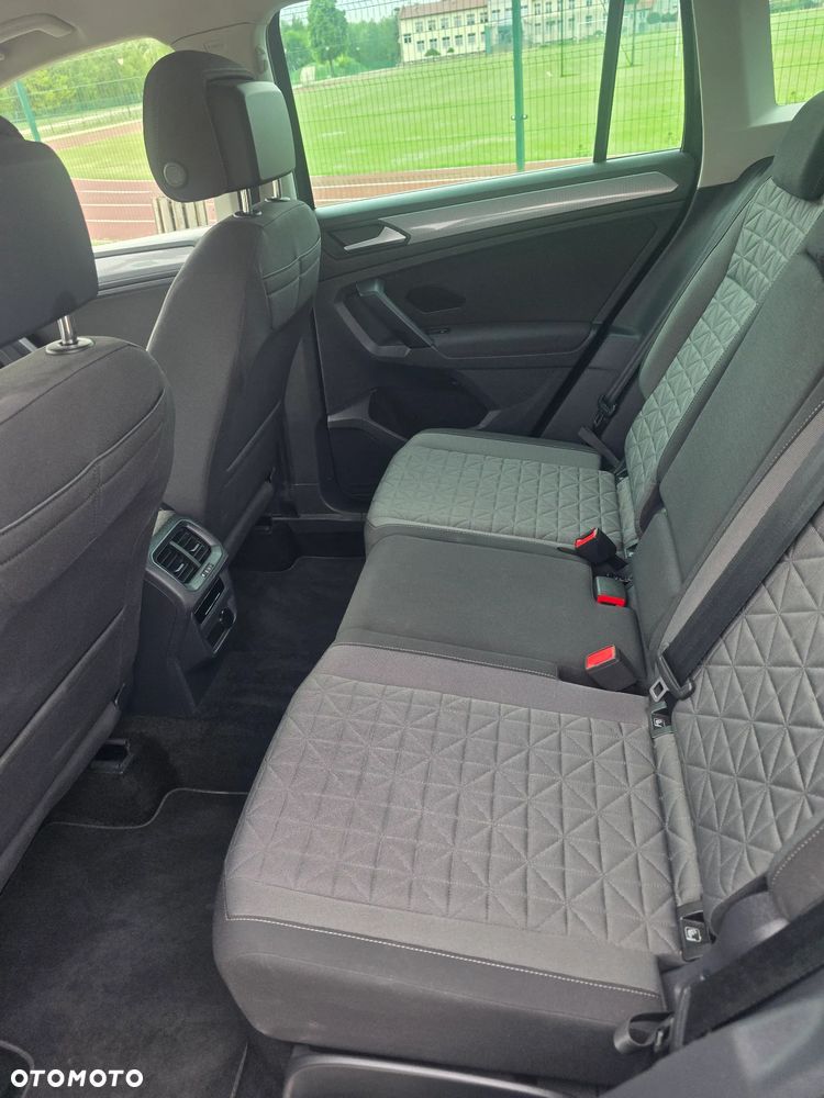 Volkswagen Tiguan 2.0 TDI SCR 4Mot Elegance DSG - 18