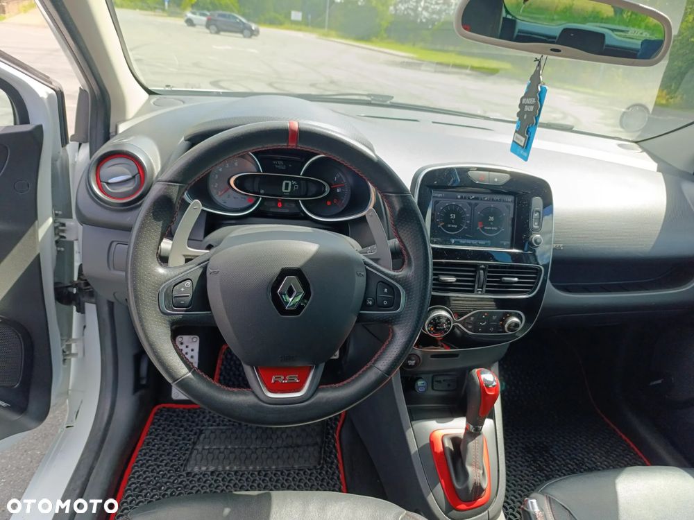 Renault Clio TCe 200 EDC Sport R.S - 11