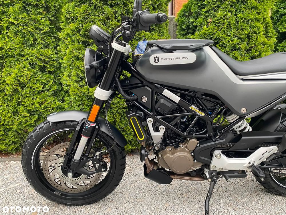 Husqvarna Svartpilen - 35