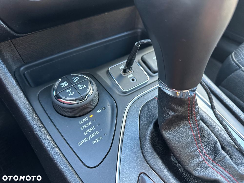 Jeep Cherokee 3.2 V6 Pentastar Active Drive Lock Autom Trailhawk - 29