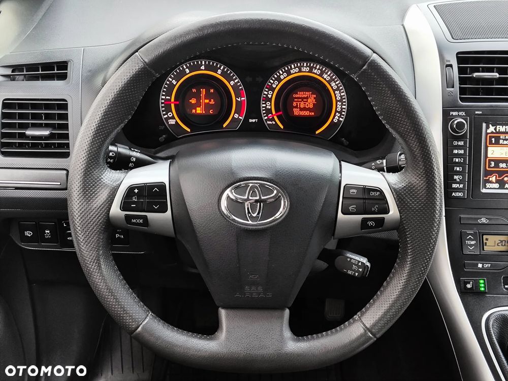 Toyota Auris 1.6 Executive - 21