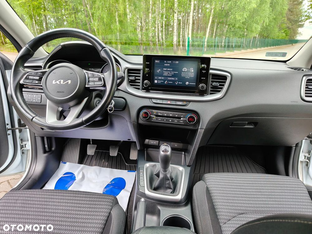 Kia Ceed 1.5 T-GDI Business Line - 22