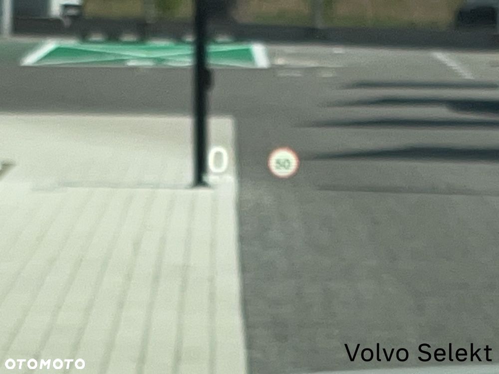 Volvo V60 Cross Country - 27
