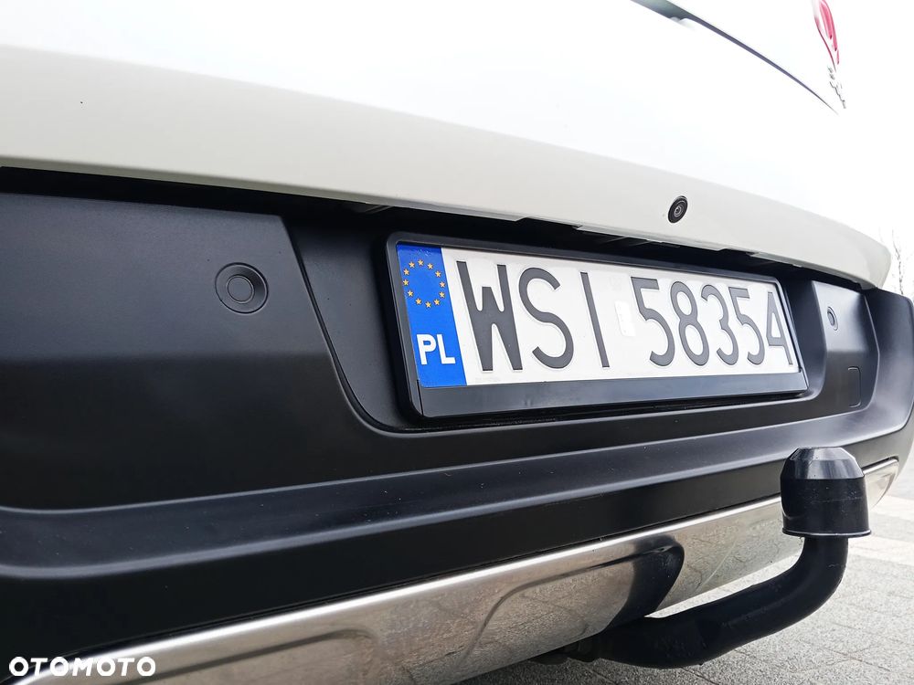 Peugeot 3008 1.6 BlueHDi Style S&S - 10