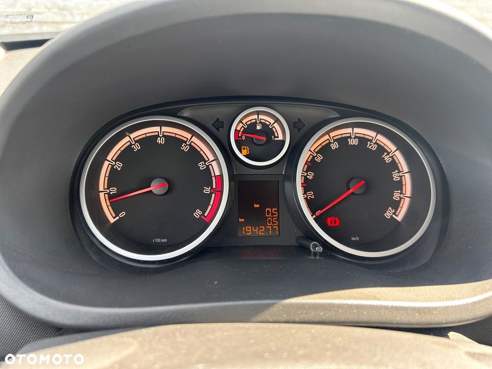 Opel Corsa 1.4 16V Sport - 15