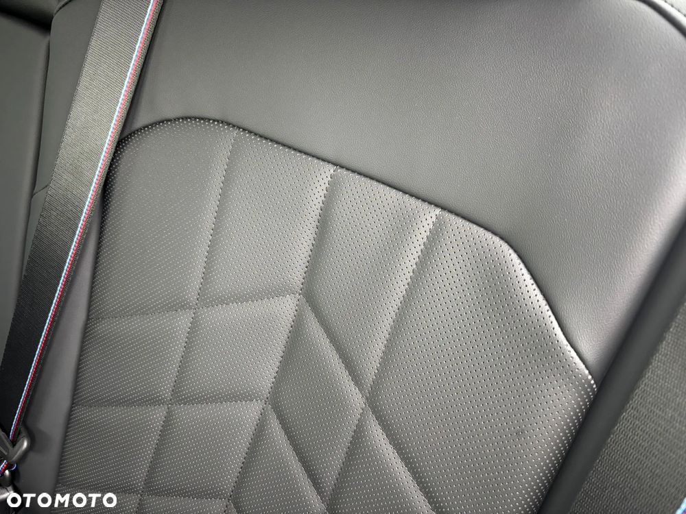 BMW Seria 5 520d xDrive mHEV M Sport - 23