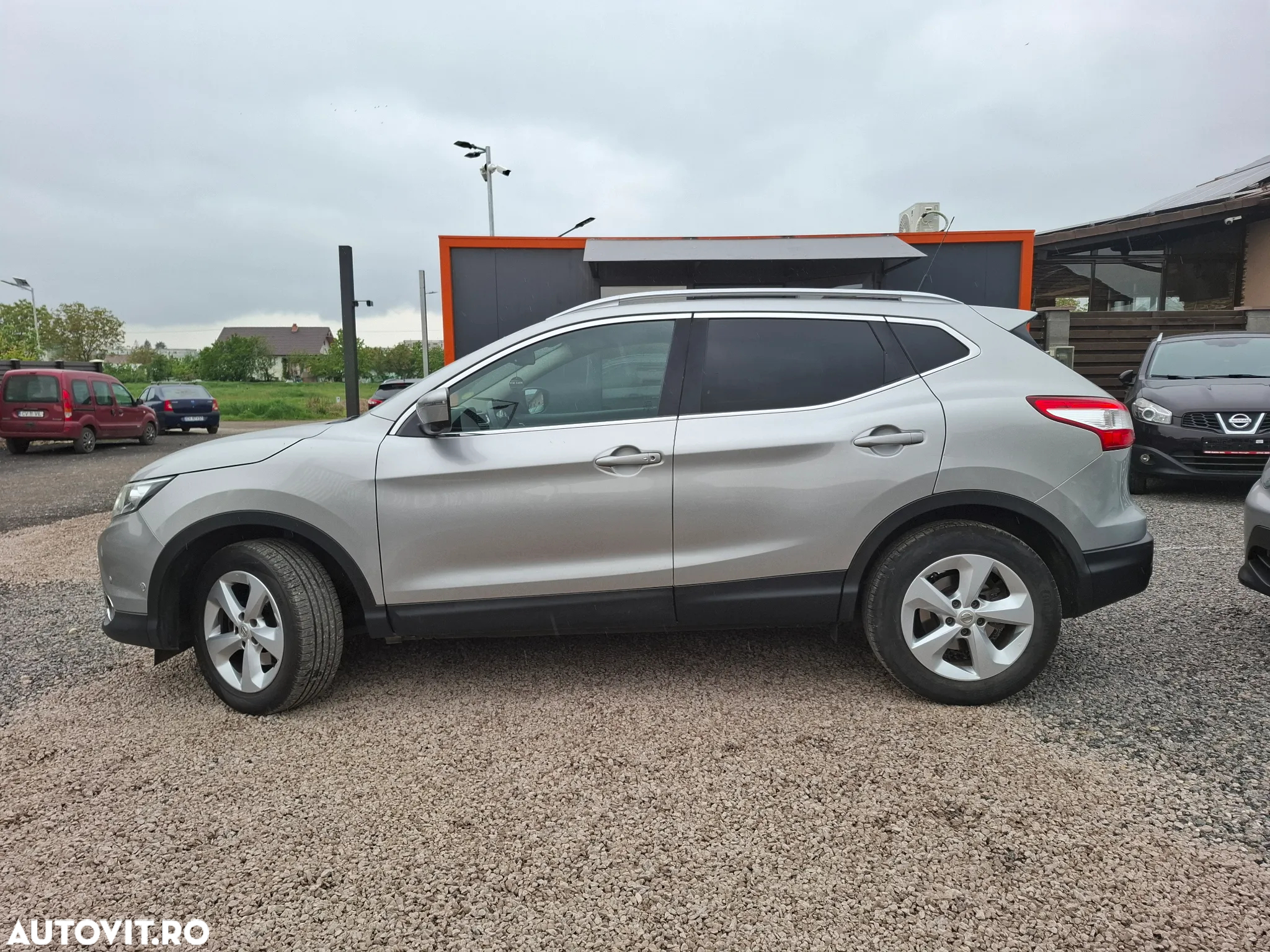 Nissan Qashqai 1.6 DCI Start/Stop N-Connecta - 18