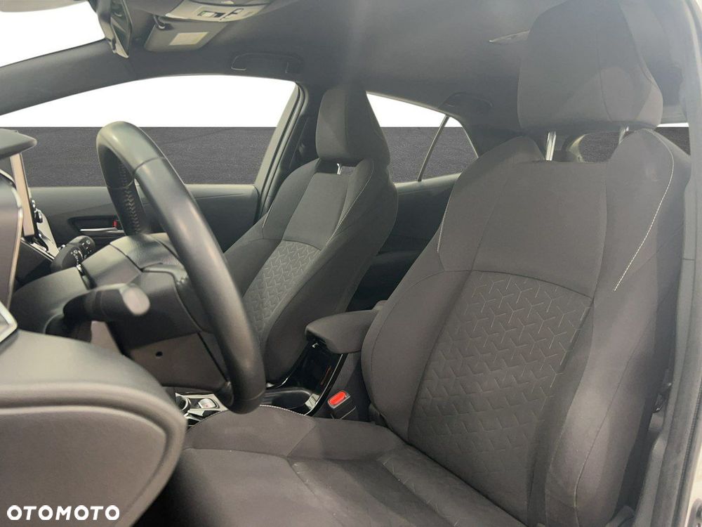 Toyota Corolla - 10