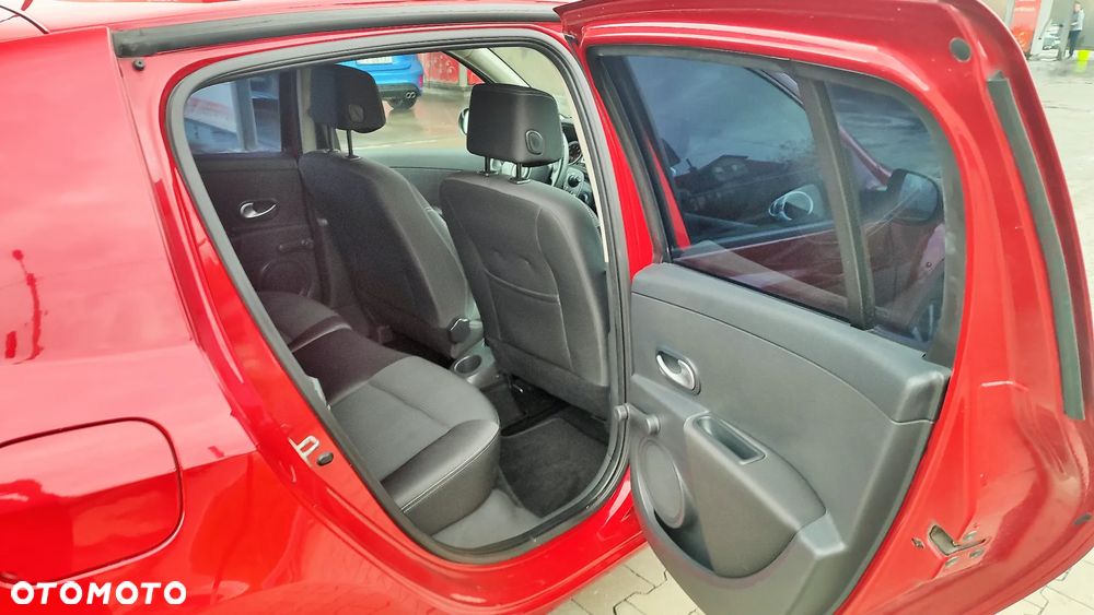 Renault Clio 1.2 TCE Expression - 12