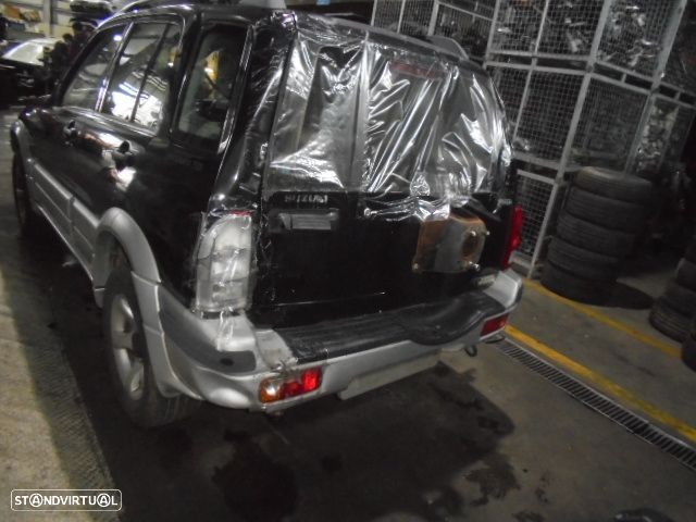 Carro MOT: RF SUZUKI GRAND VITARA 1999 2.0TD 87CV 5P PRETO DIESEL - 4