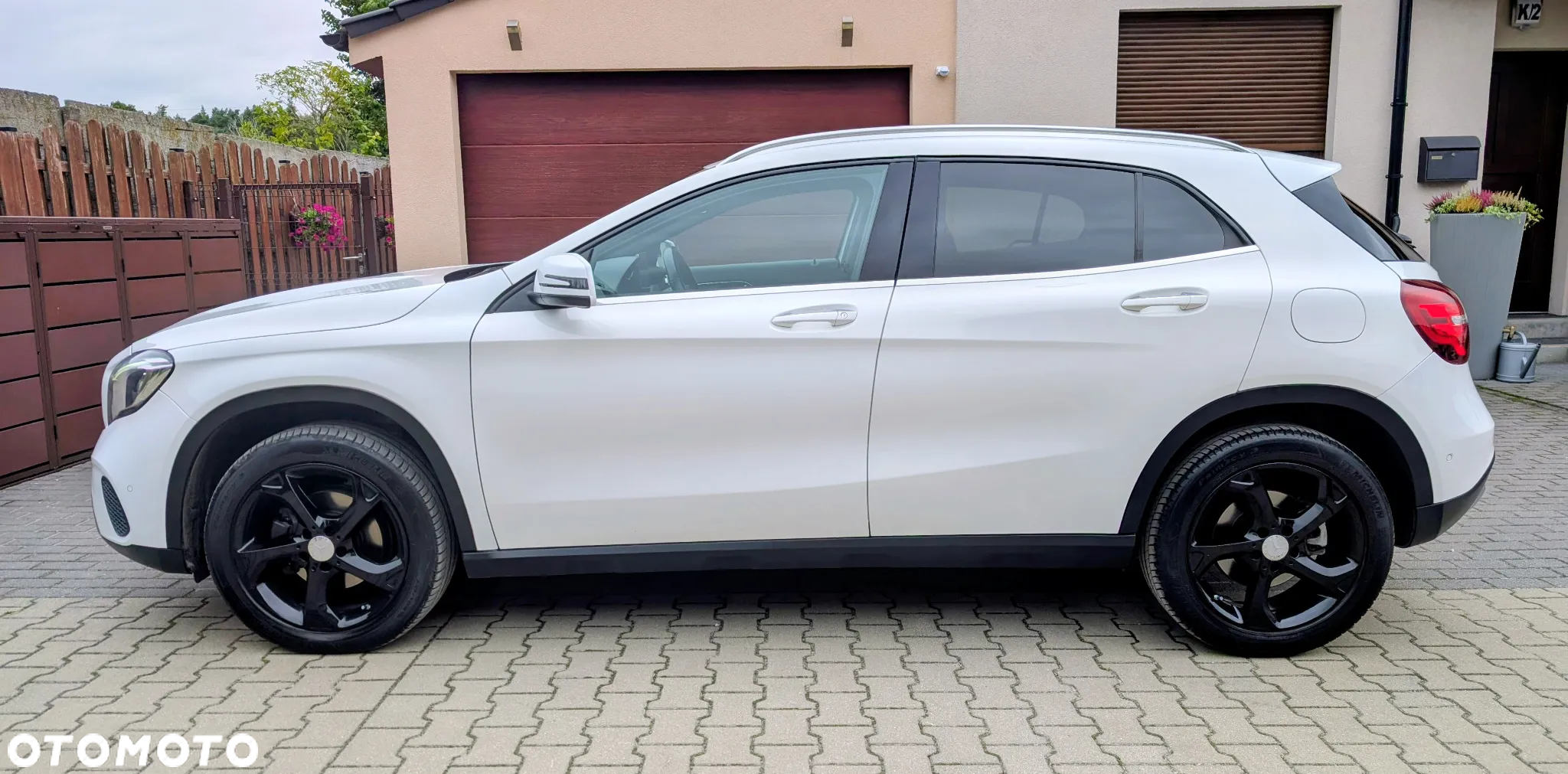 Mercedes-Benz GLA 200 7G-DCT - 3