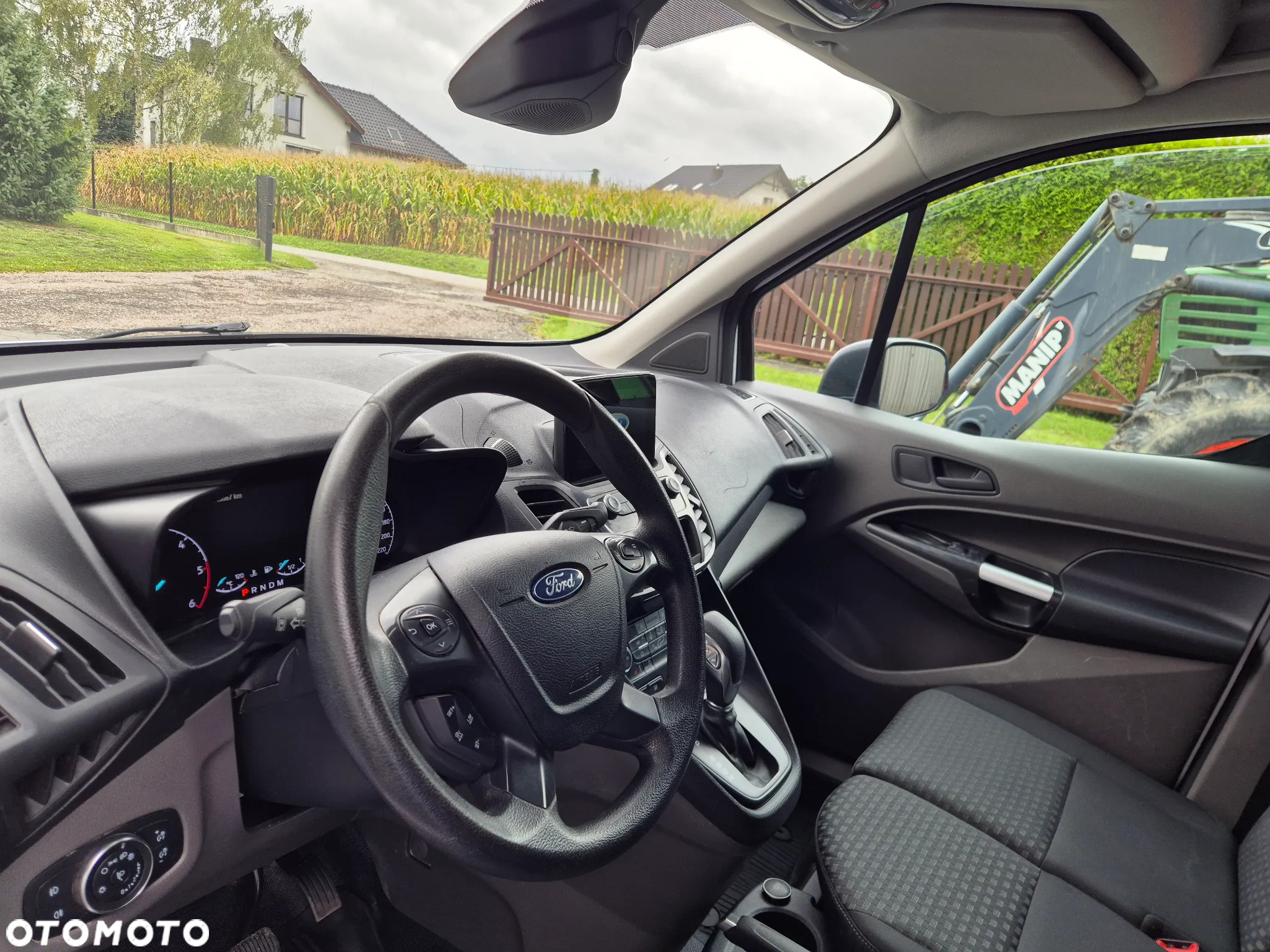 Ford Transit Connect - 10