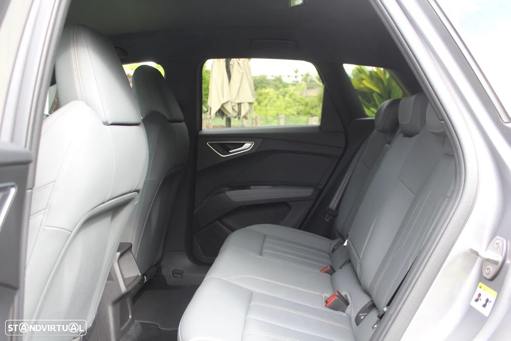 Audi Q4 e-tron 35 - 25