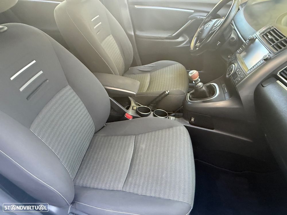 Toyota Verso 1.6 D-4D Exclusive+GPS — fotografia 11