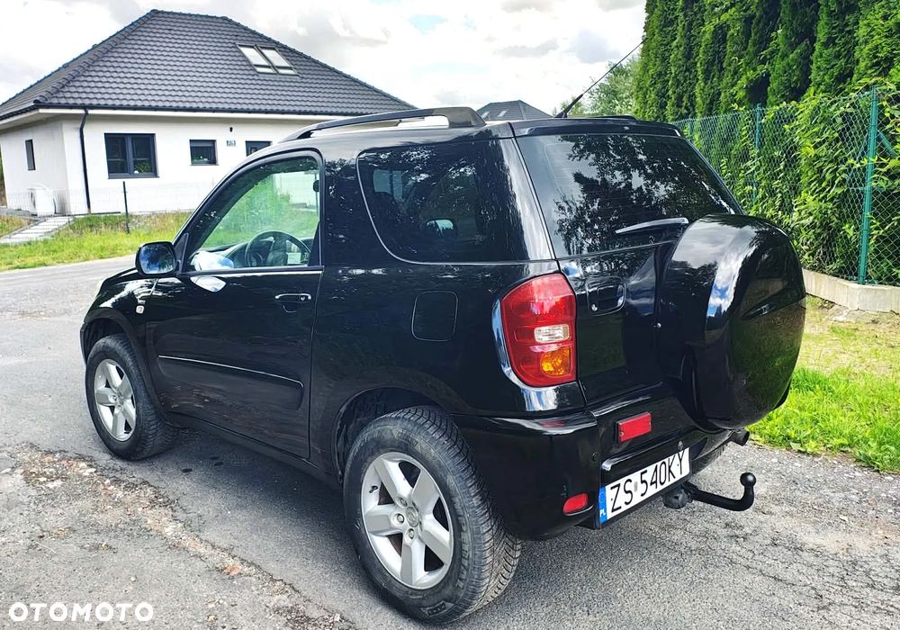 Toyota RAV4 1.8 VVT-i Terra 2WD - 17