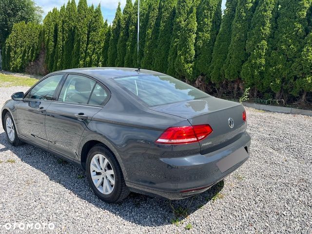 Volkswagen Passat 1.5 TSI EVO Comfortline - 4