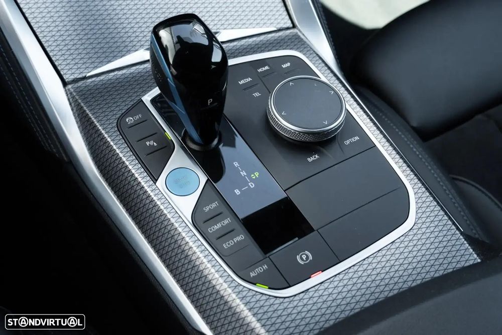 BMW i4 eDrive40 Pack Desportivo M - 19