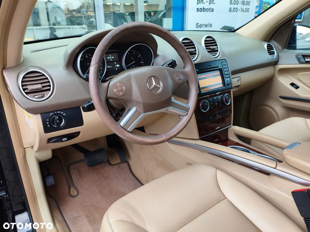 Mercedes-Benz ML 350 4-Matic - 4