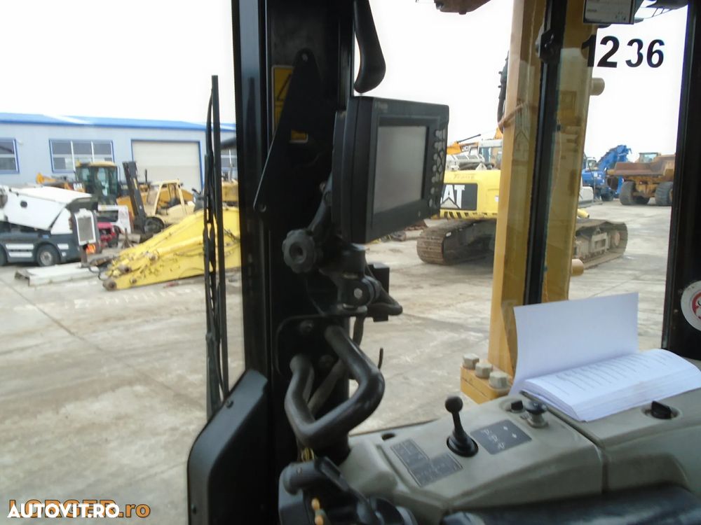 Caterpillar D6N LGP - 11