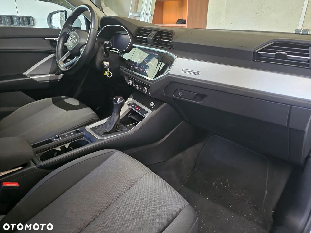 Audi Q3 35 TFSI S tronic - 36