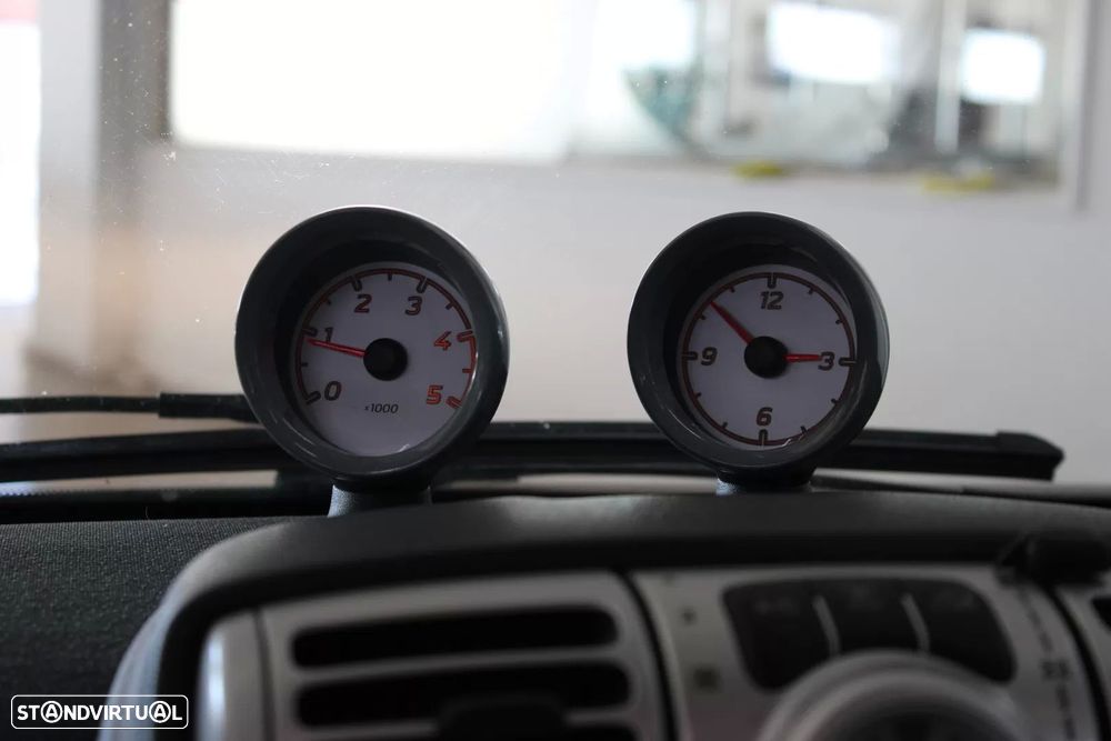 Smart ForTwo Coupé 0.8 cdi Pure 45 - 6