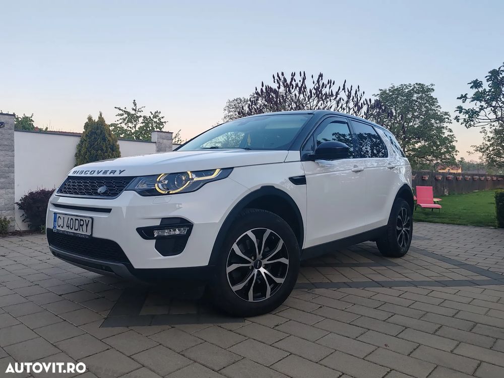 Land Rover Discovery Sport 2017 photo 2