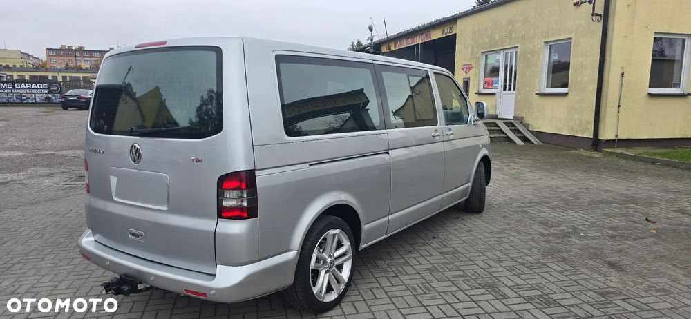 Volkswagen Multivan - 4