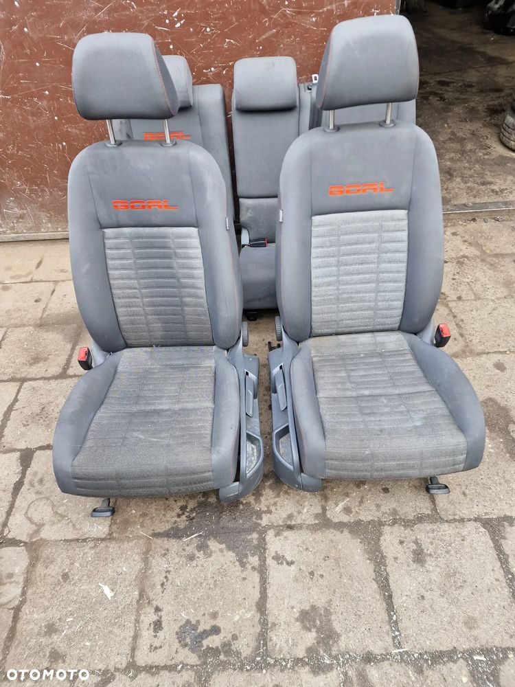 Komplet  foteli  golf V I VI  plus  goal - 1