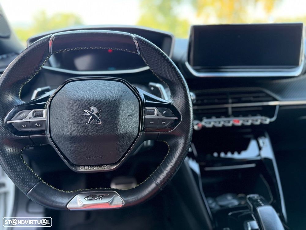 Peugeot 2008 1.2 PureTech GT Line EAT8 - 15