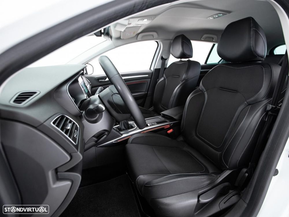 Renault Mégane Sport Tourer 1.5 Blue dCi Intens - 8