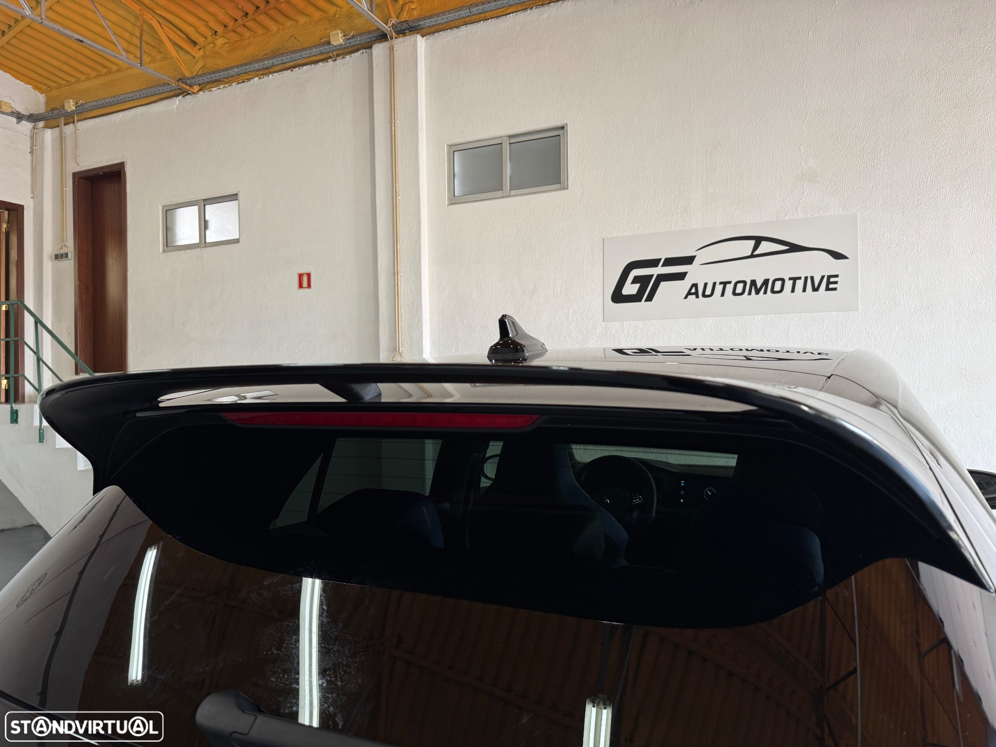 VW Golf 2.0 TSI R DSG - 11