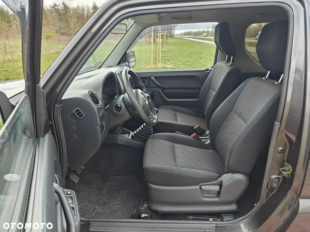 Suzuki Jimny - 10