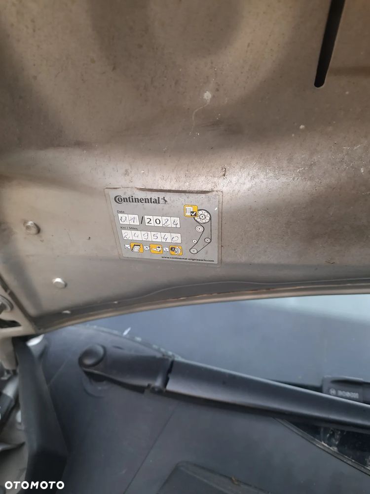 Opel Zafira - 17