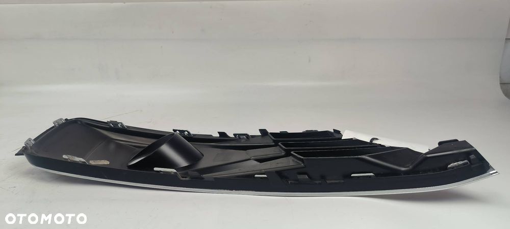 KRATKA HALOGENU PRAWA AUDI A6 C7 LIFT 4G0807681AE - 5